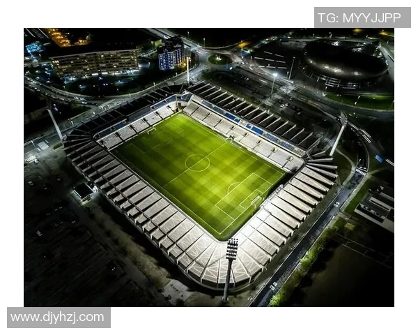 足球明星挥洒激情挑战极限 共谱绿茵场上的辉煌传奇 足球明星挥洒激情挑战极限 共谱绿茵场上的辉煌传奇