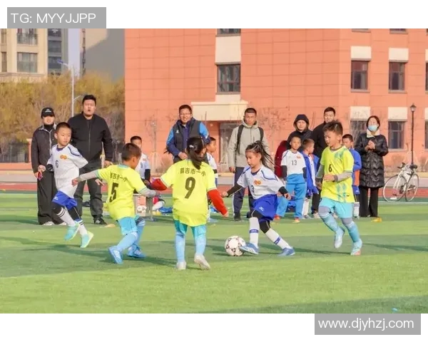 少年绿茵梦闪耀赛场精彩瞬间全程记录足球小球星成长集锦